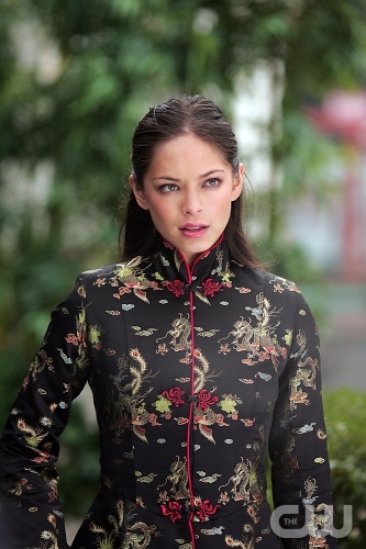 TheCW Staffel1-7Pics_304.jpg - SMALLVILLE"Sacred" (Episode #415)Image #SM415-3873Pictured: Kristin Kreuk as Isobel the witchCredit: © The WB/Michael Courtney
